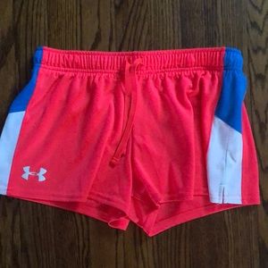 Under armor sporty shorts
